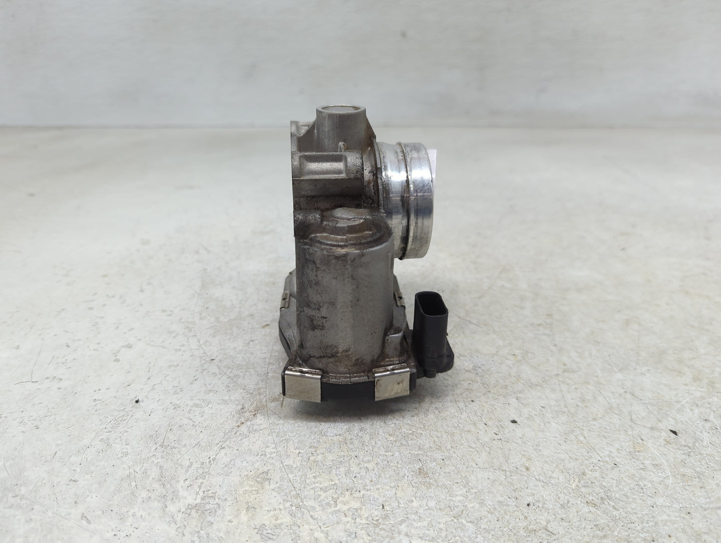 2016-2021 Chevrolet Malibu Throttle Body P/N:12659491BA Fits Fits 2016 2017 2018 2019 2020 2021 2022 OEM Used Auto Parts - O