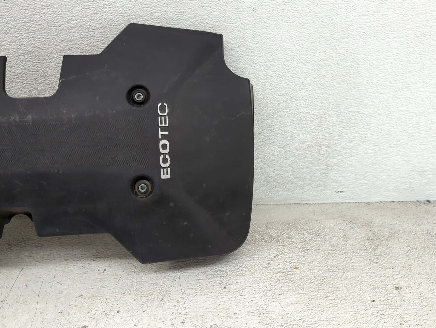 2016 Chevrolet Malibu Engine Cover - Oemusedautoparts1.com