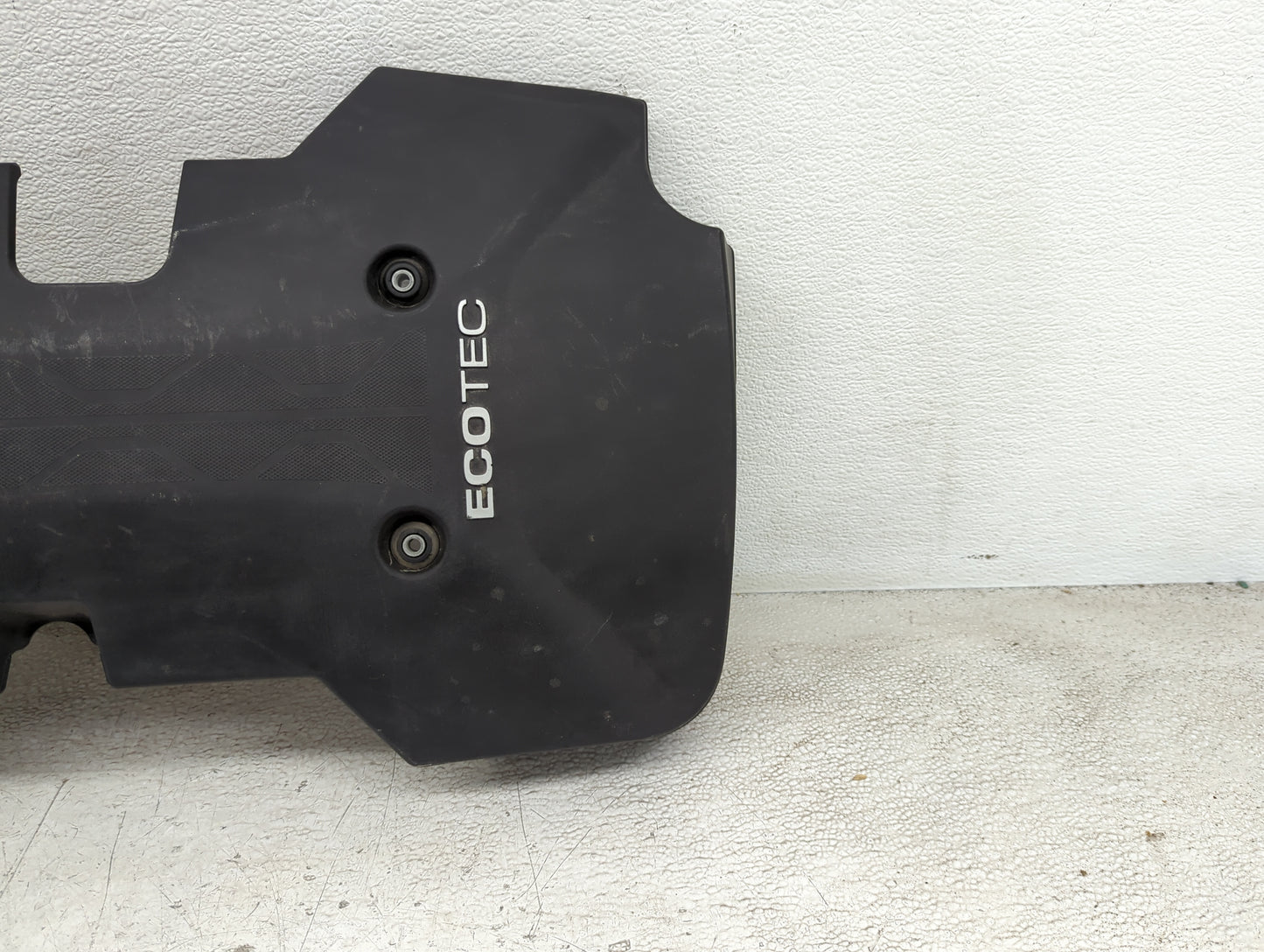 2016 Chevrolet Malibu Engine Cover - Oemusedautoparts1.com