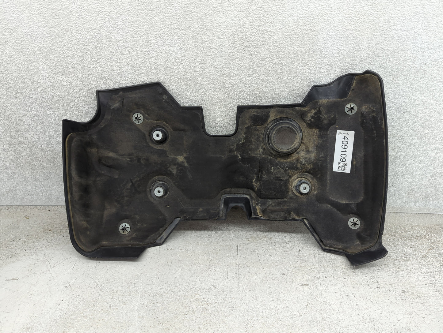 2016 Chevrolet Malibu Engine Cover - Oemusedautoparts1.com