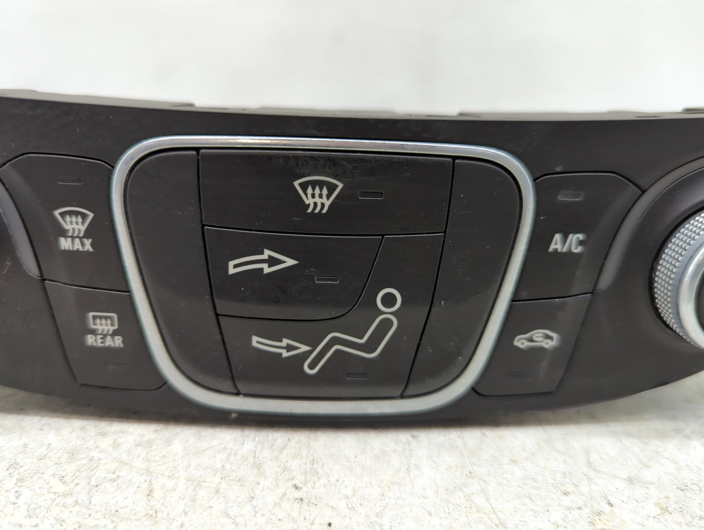 2016-2017 Chevrolet Malibu Climate Control Module Temperature AC/Heater Replacement P/N:23414952 Fits Fits 2016 2017 OEM Use
