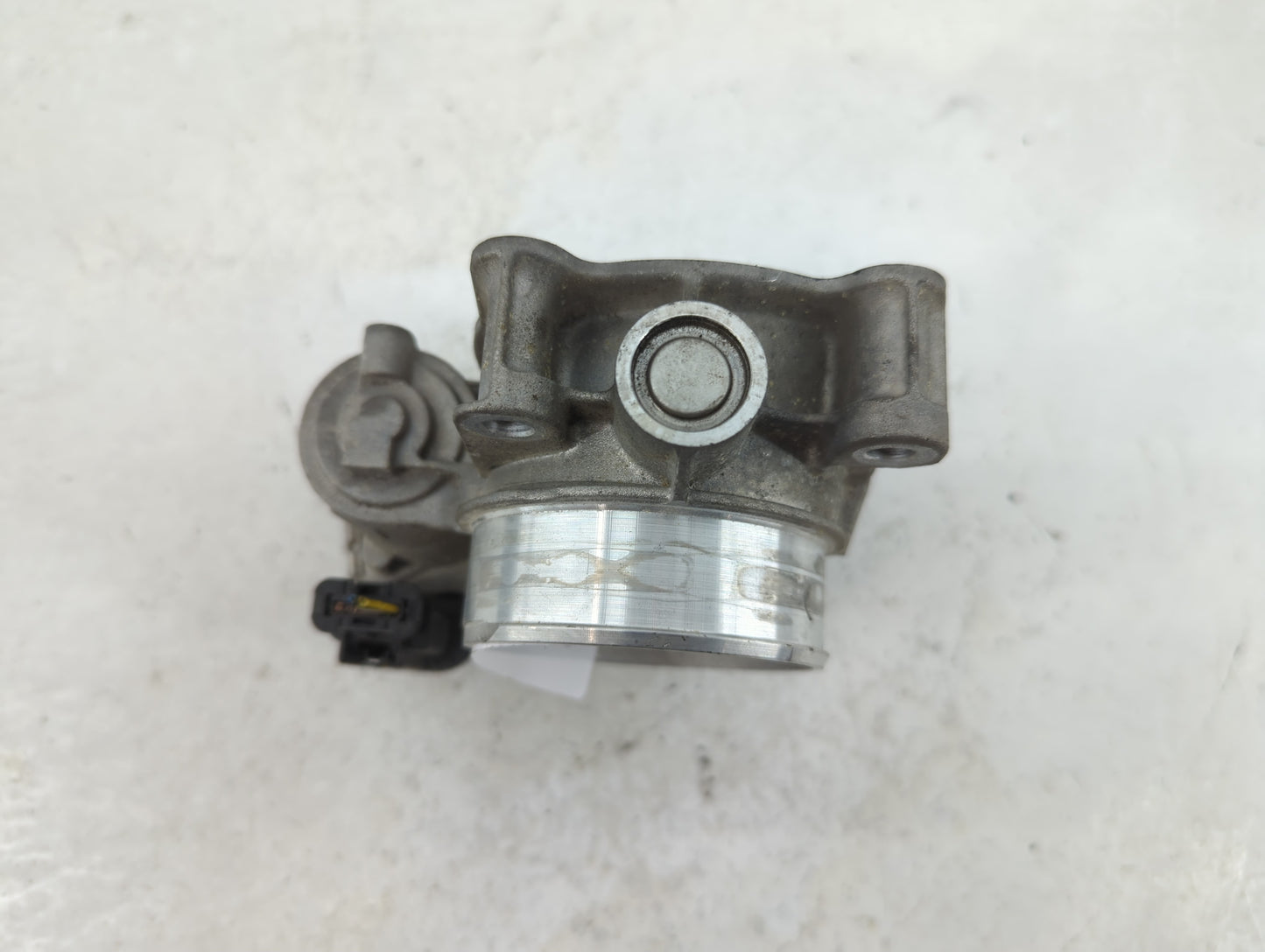 2016 Chevrolet Malibu Throttle Body P/N:12627217DA Fits Fits 2017 2018 2019 2020 2021 2022 OEM Used Auto Parts - Oemusedauto