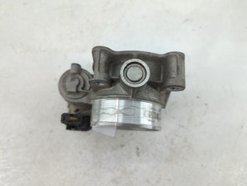 2016 Chevrolet Malibu Throttle Body P/N:12627217DA Fits Fits 2017 2018 2019 2020 2021 2022 OEM Used Auto Parts