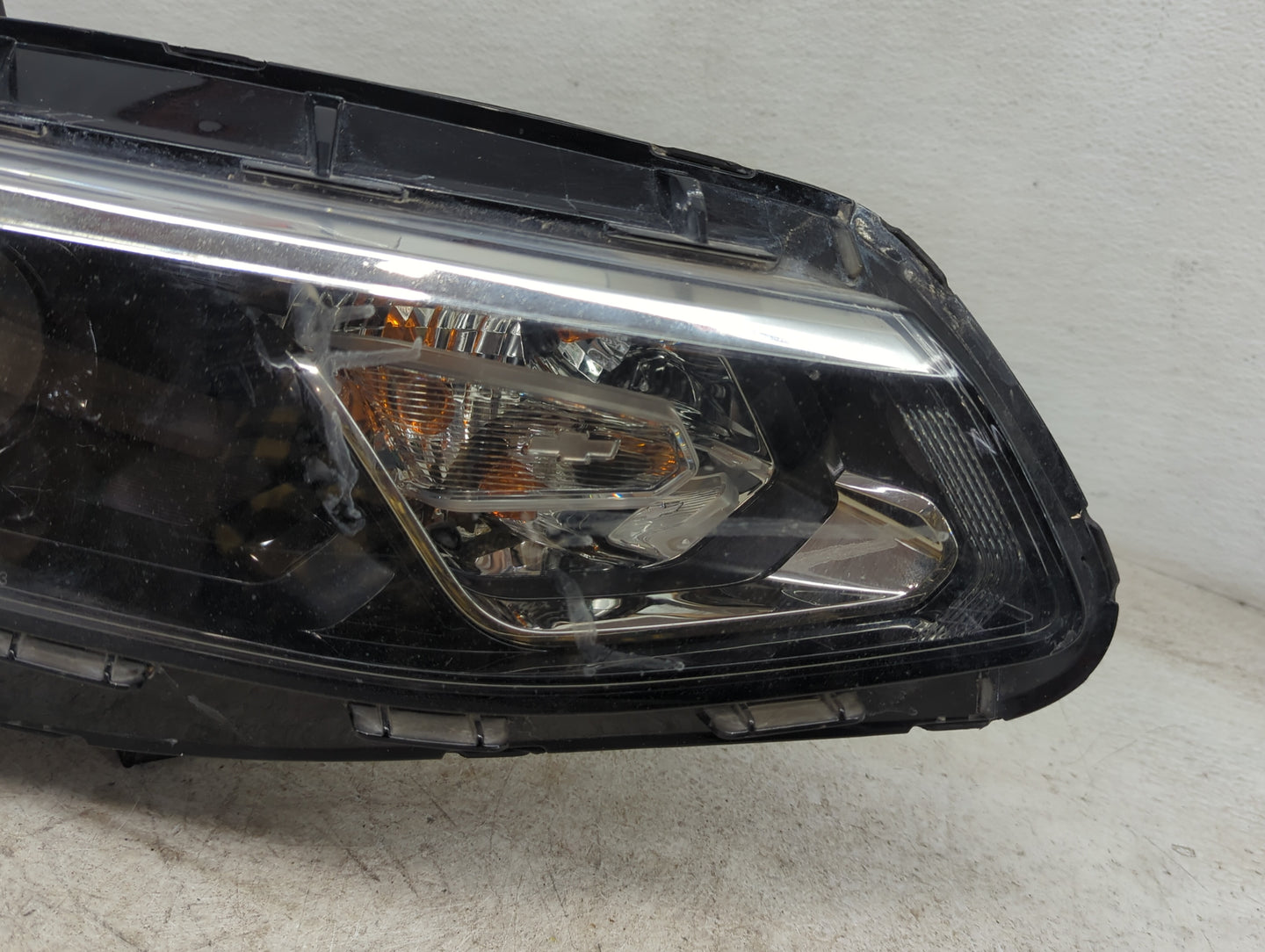 2016-2018 Chevrolet Malibu Driver Left Oem Head Light Headlight Lamp - Oemusedautoparts1.com