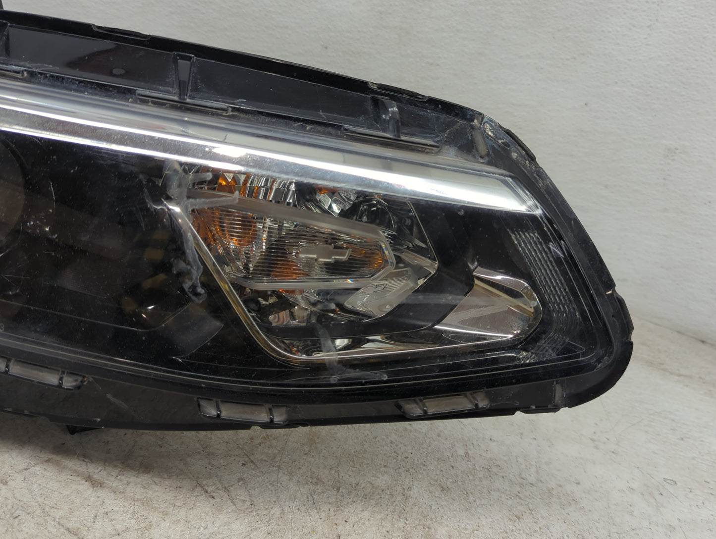 2016-2018 Chevrolet Malibu Driver Left Oem Head Light Headlight Lamp - Oemusedautoparts1.com