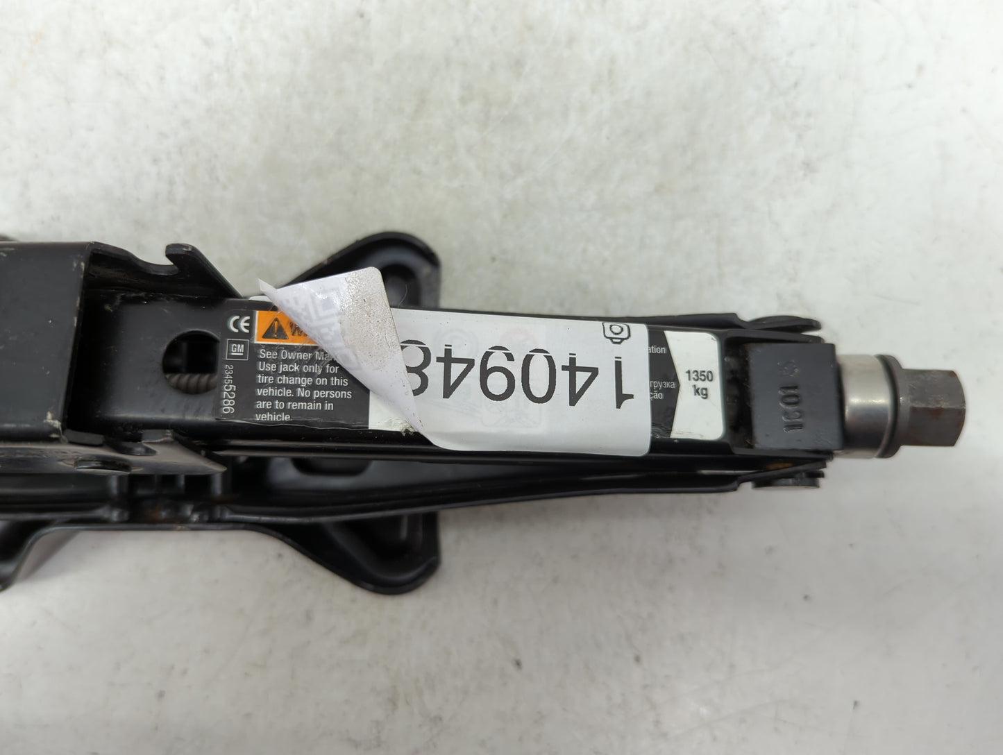 2016 Chevrolet Malibu Spare Scissor Car Jack 1409488 - Oemusedautoparts1.com