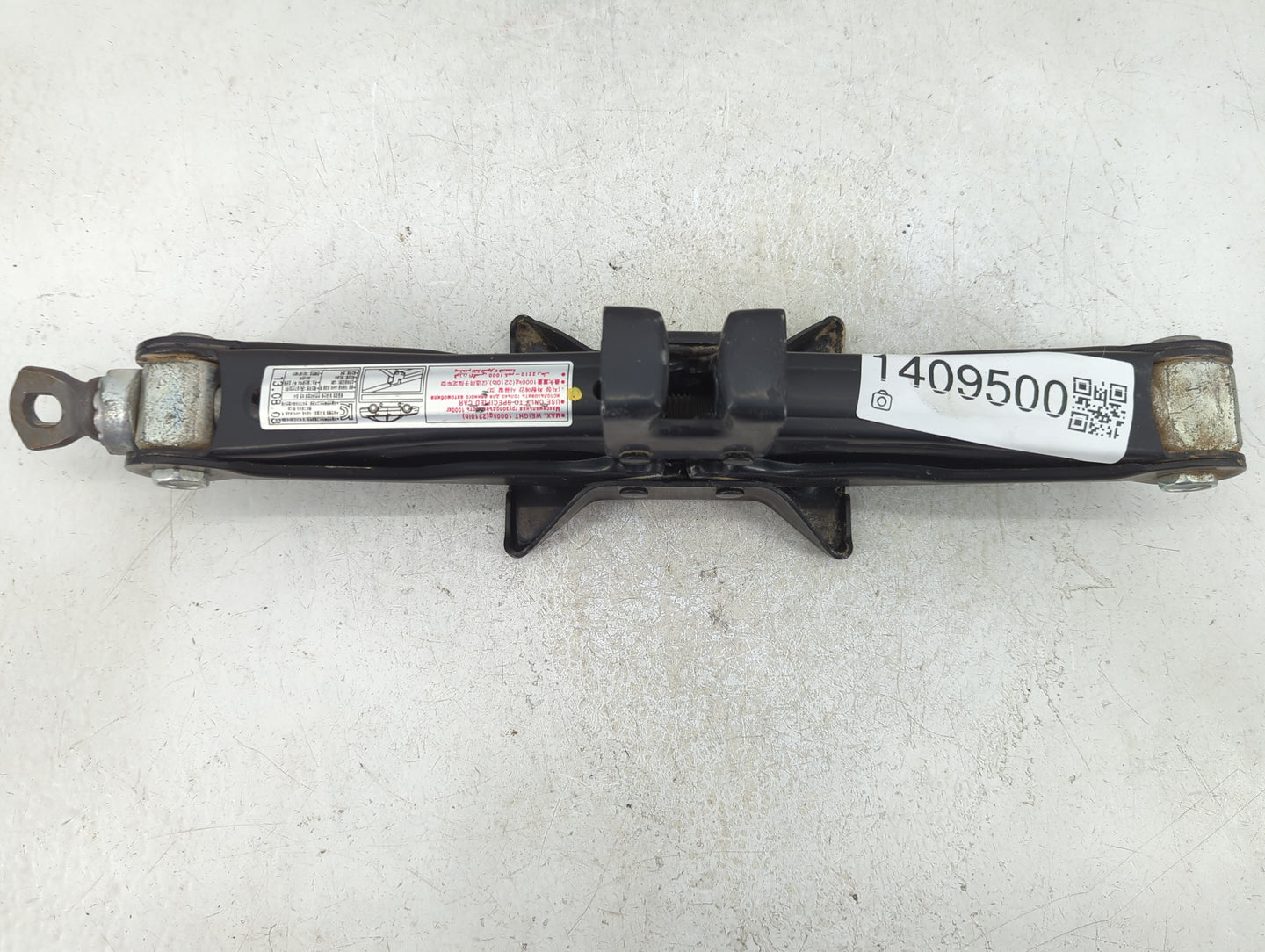 2016 Chevrolet Malibu Spare Scissor Car Jack - Oemusedautoparts1.com