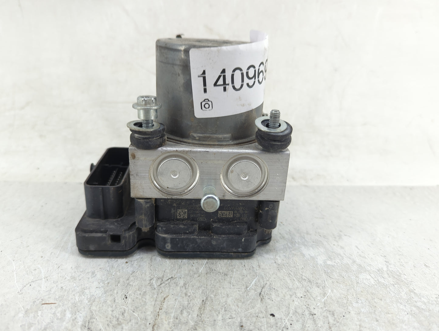 2016 Chevrolet Malibu ABS Pump Control Module Replacement P/N:23410405 Fits OEM Used Auto Parts - Oemusedautoparts1.com