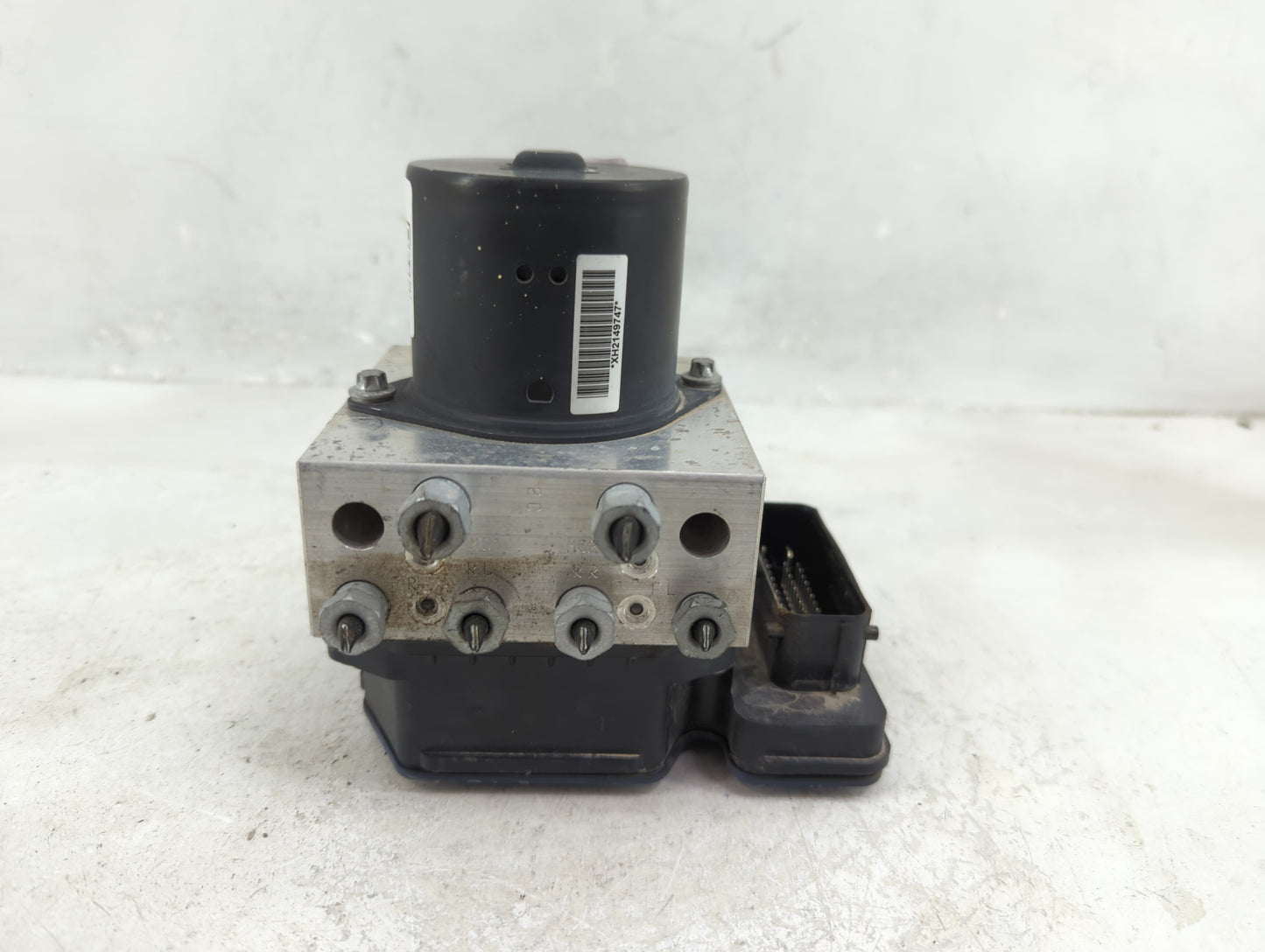 2016 Chevrolet Malibu ABS Pump Control Module Replacement P/N:22863598 16817037, 11360095 Fits Fits 2007 2008 2009 OEM Used 