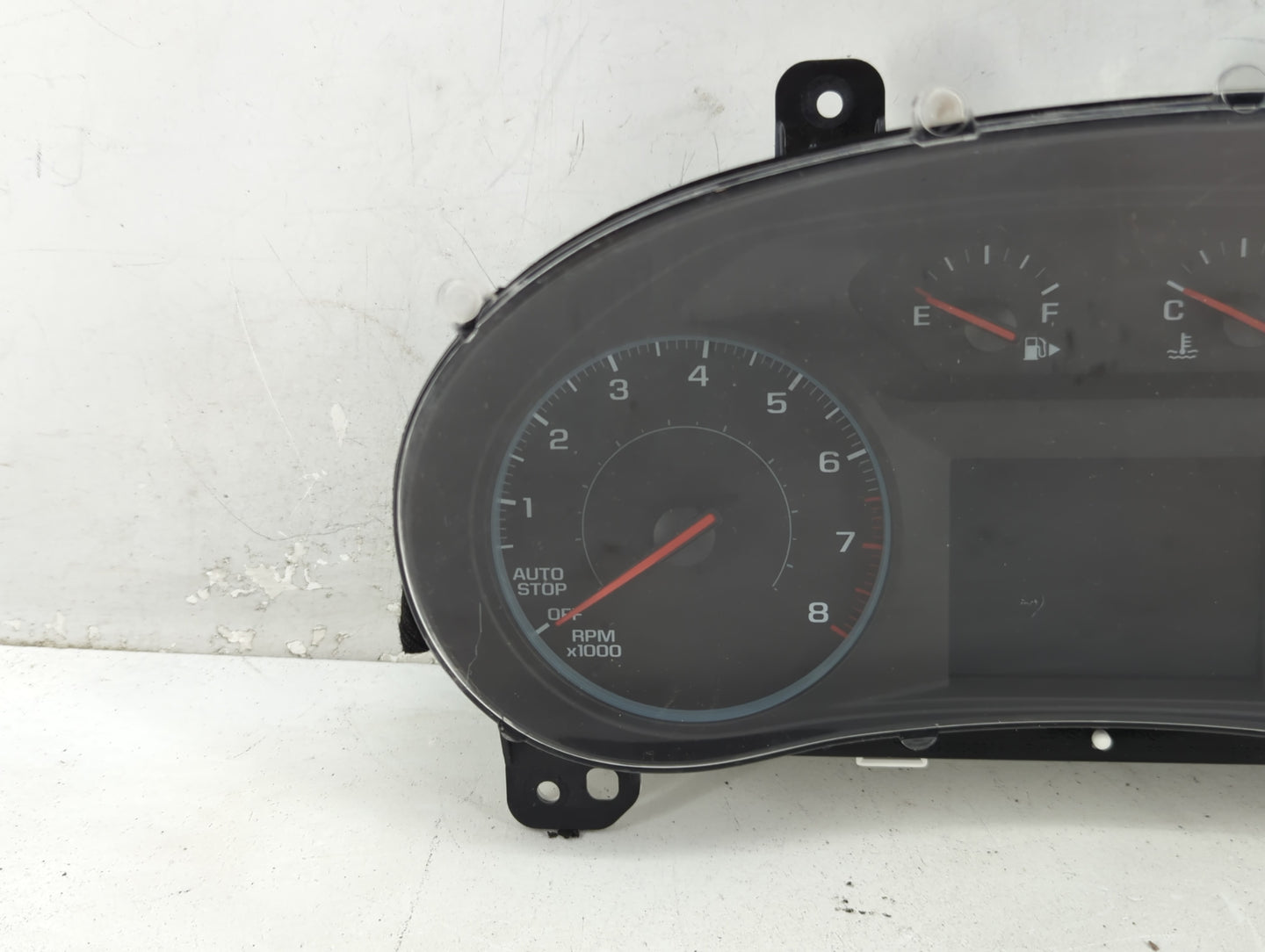2016 Chevrolet Malibu Instrument Cluster Speedometer Gauges P/N:84057458 Fits OEM Used Auto Parts - Oemusedautoparts1.com