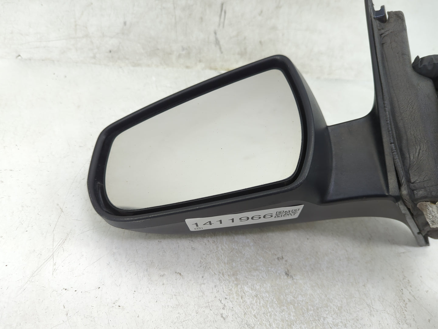 2014-2016 Chevrolet Malibu Driver Side View Mirror - Left Door Mirror OEM Used - Oemusedautoparts1.com