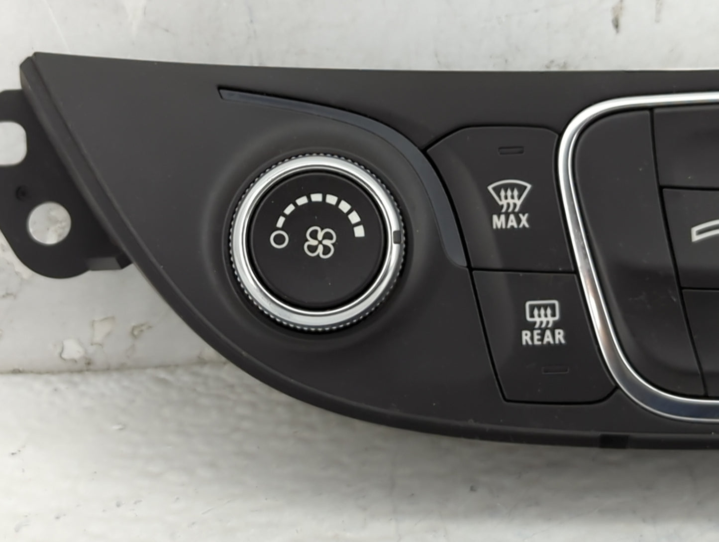 2016-2017 Chevrolet Malibu Climate Control Module Temperature AC/Heater Replacement P/N:84178406 Fits Fits 2016 2017 OEM Use