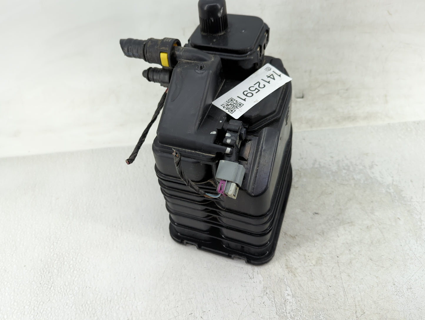2016 Chevrolet Malibu Fuel Vapor Charcoal Canister - Oemusedautoparts1.com