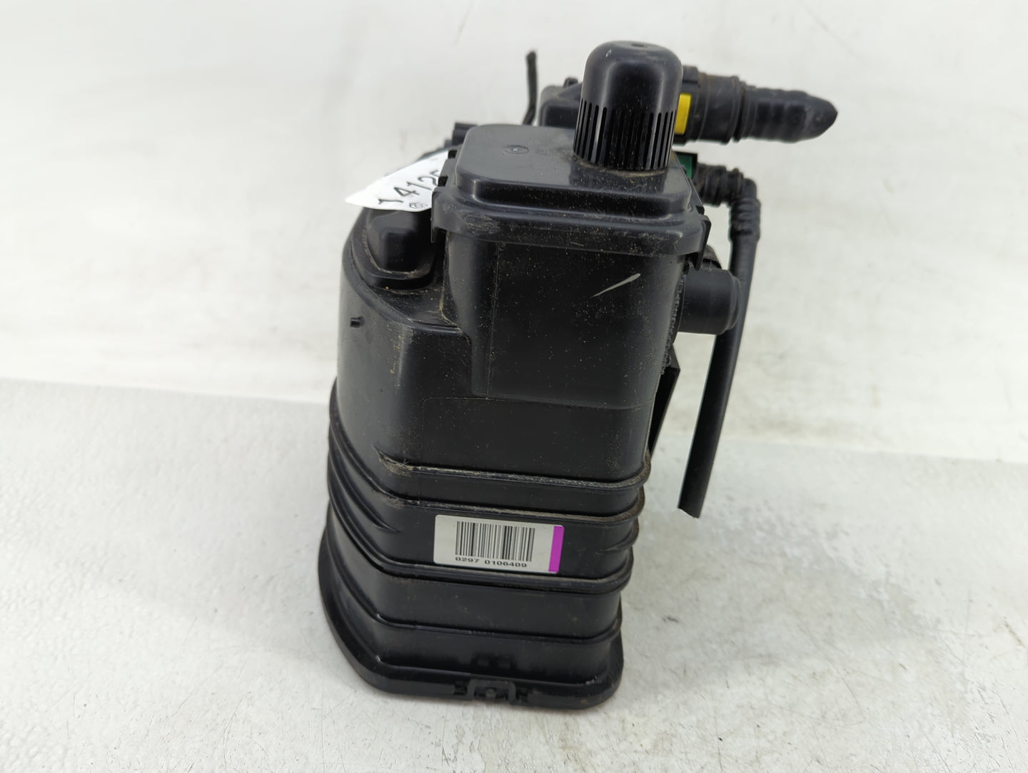 2016 Chevrolet Malibu Fuel Vapor Charcoal Canister 1412591 - Oemusedautoparts1.com