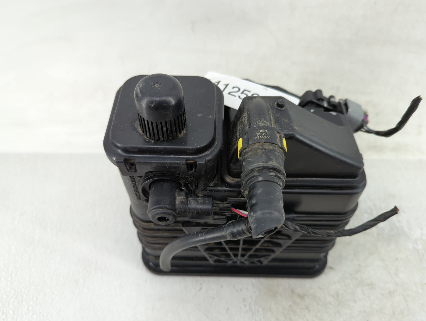 2016 Chevrolet Malibu Fuel Vapor Charcoal Canister - Oemusedautoparts1.com
