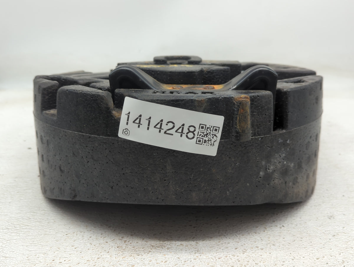 2016 Chevrolet Malibu Spare Scissor Car Jack 1414248 - Oemusedautoparts1.com