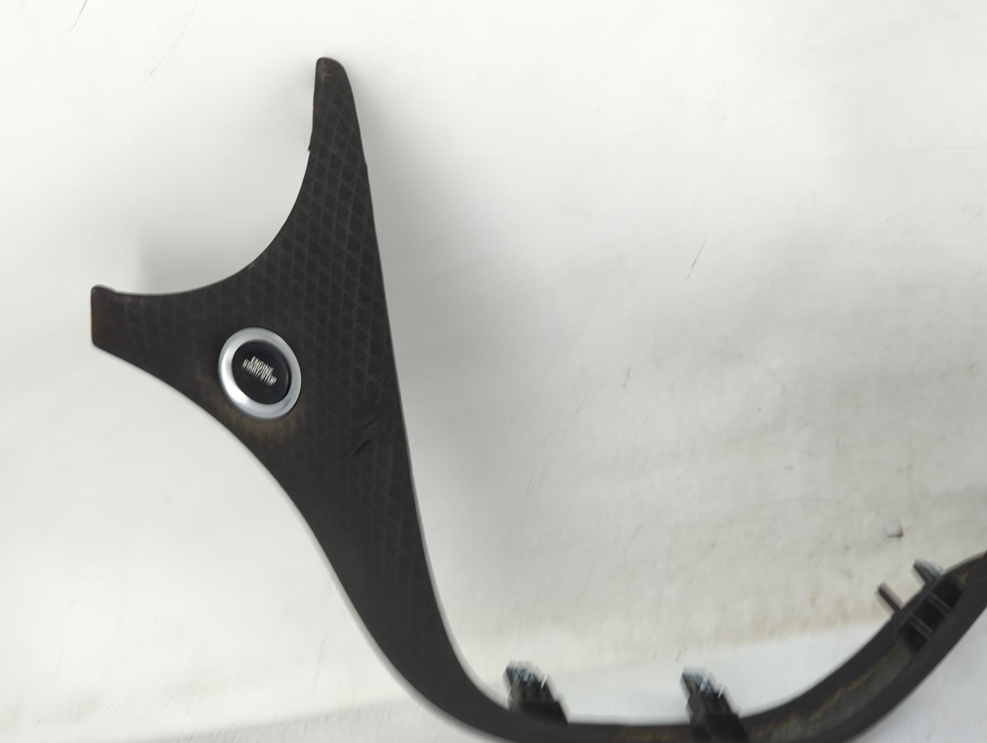 2016 Chevrolet Malibu Information Radio Display Screen Bezel Vents - Oemusedautoparts1.com