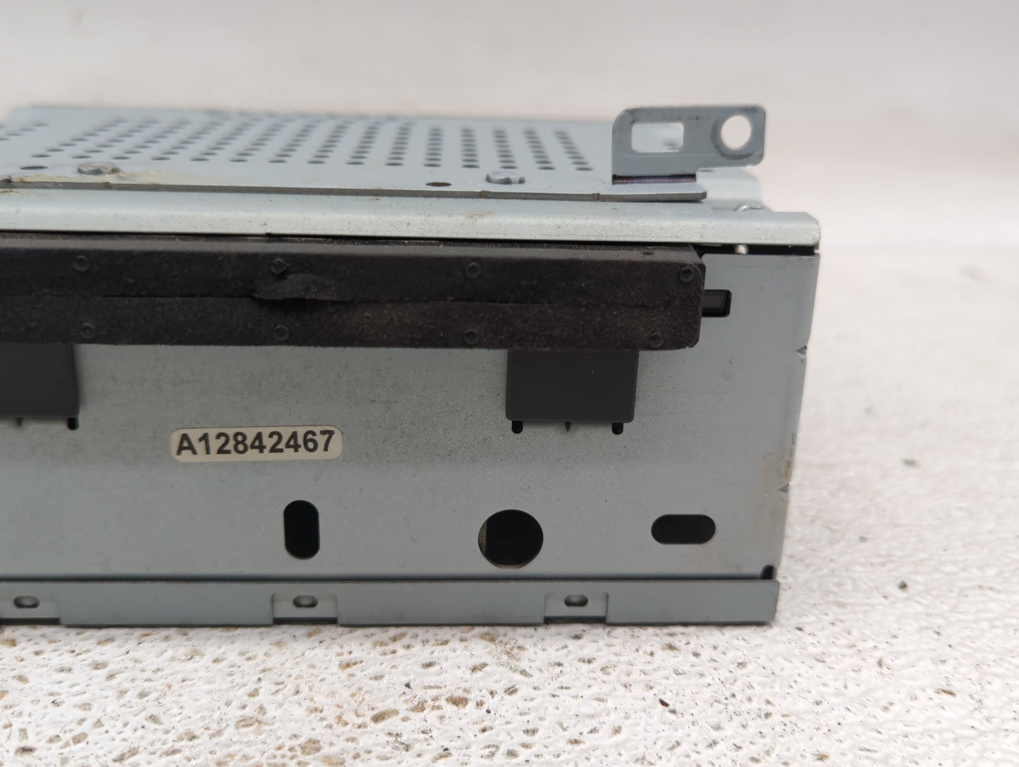 2016 Chevrolet Malibu Radio AM FM Cd Player Receiver Replacement P/N:CM5T-19C107-HG Fits Fits 2017 OEM Used Auto Parts - Oem