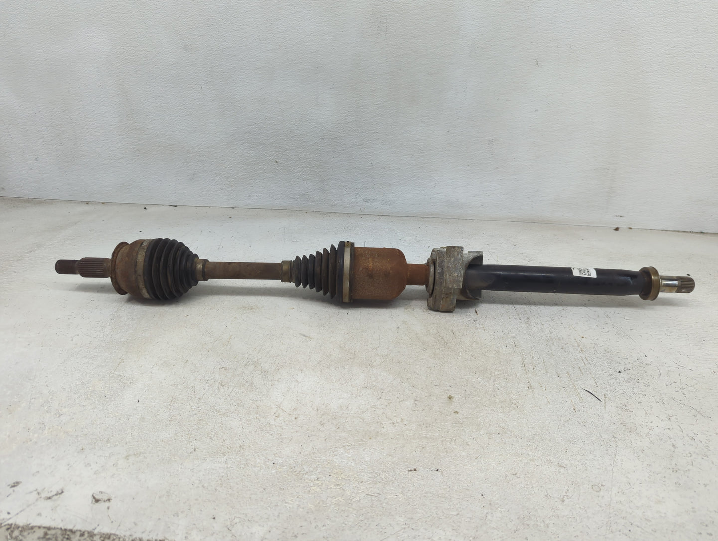 2013-2015 Chevrolet Malibu Axle Shaft Front Passenger Cv C/v - Oemusedautoparts1.com