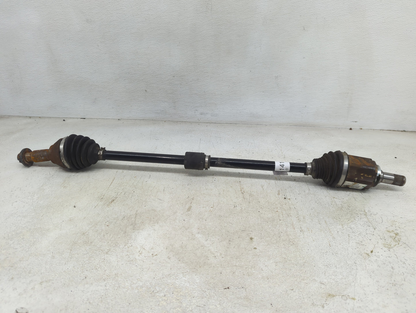 2016-2018 Chevrolet Malibu Axle Shaft Front Passenger Cv C/v - Oemusedautoparts1.com