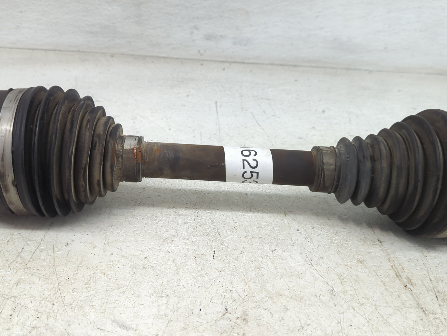 2013-2015 Chevrolet Malibu Axle Shaft Front Driver Cv C/v - Oemusedautoparts1.com