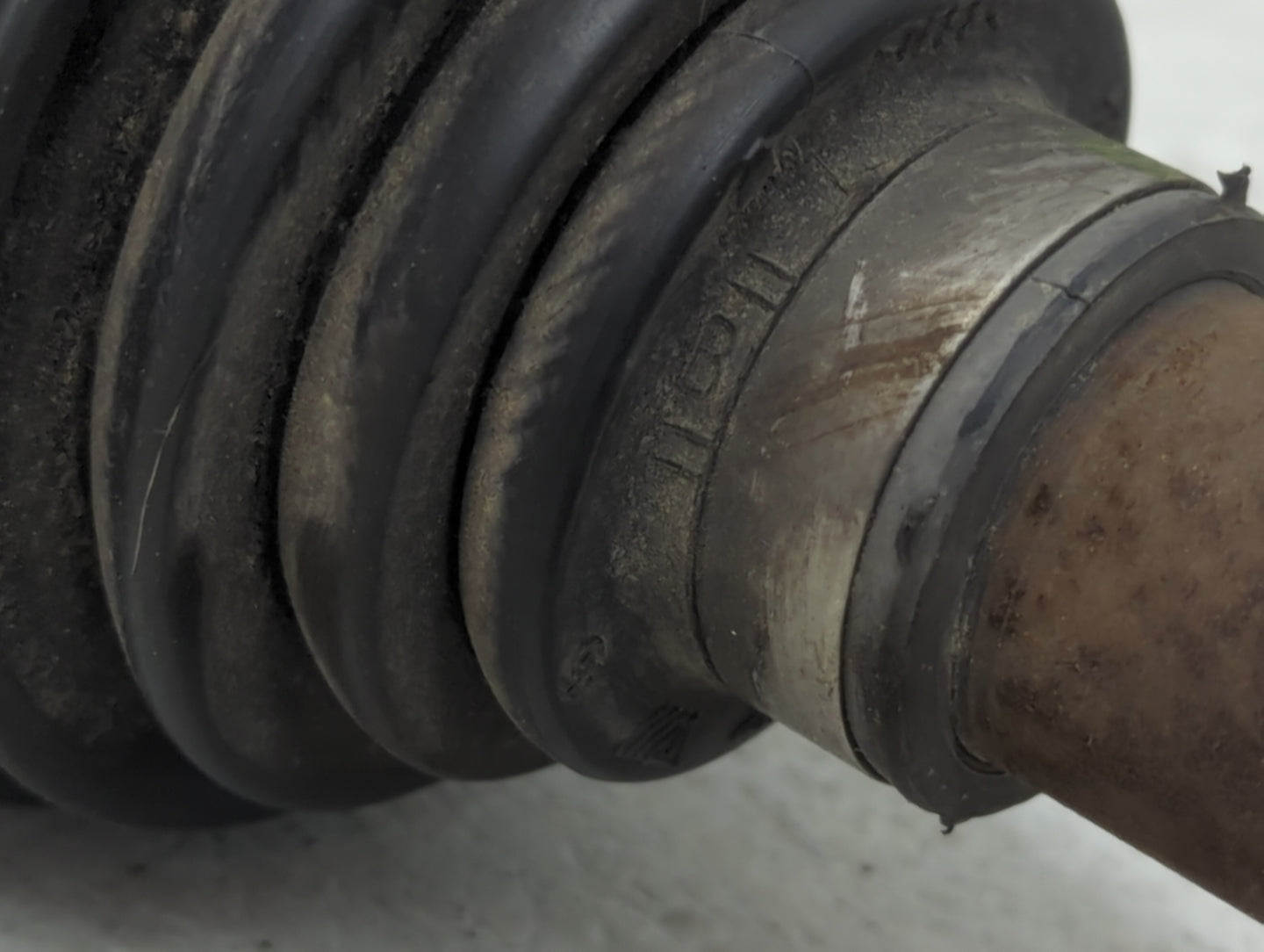 2013-2015 Chevrolet Malibu Axle Shaft Front Passenger Cv C/v - Oemusedautoparts1.com