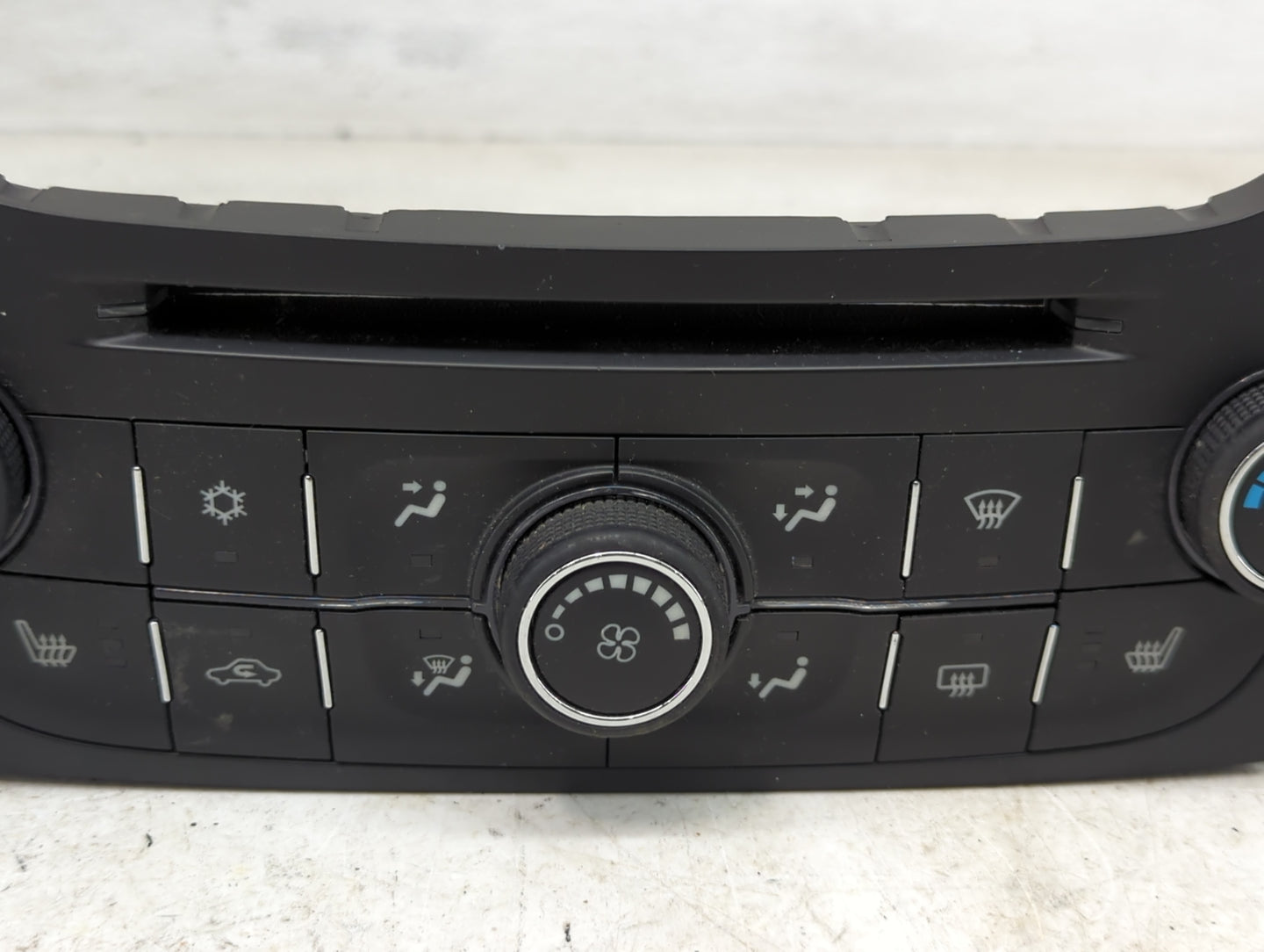 2014-2016 Chevrolet Malibu Climate Control Module Temperature AC/Heater Replacement P/N:545290509 23465801 Fits OEM Used Aut
