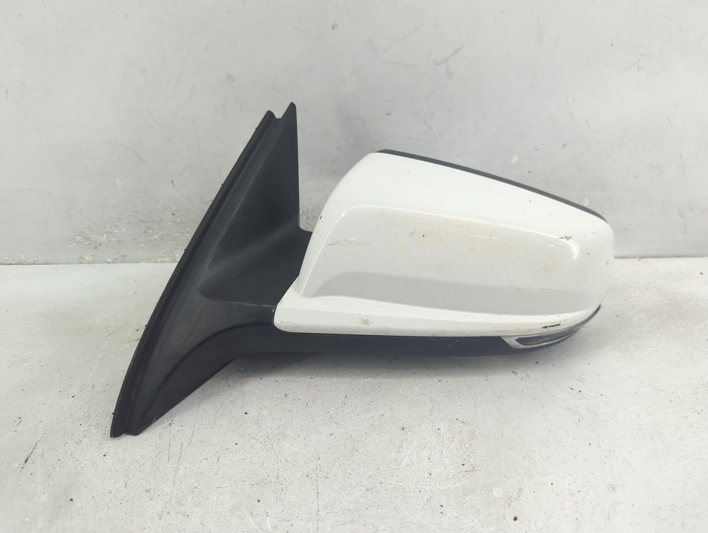 2014-2016 Chevrolet Malibu Driver Side View Mirror - Left Door Mirror OEM Used - Oemusedautoparts1.com