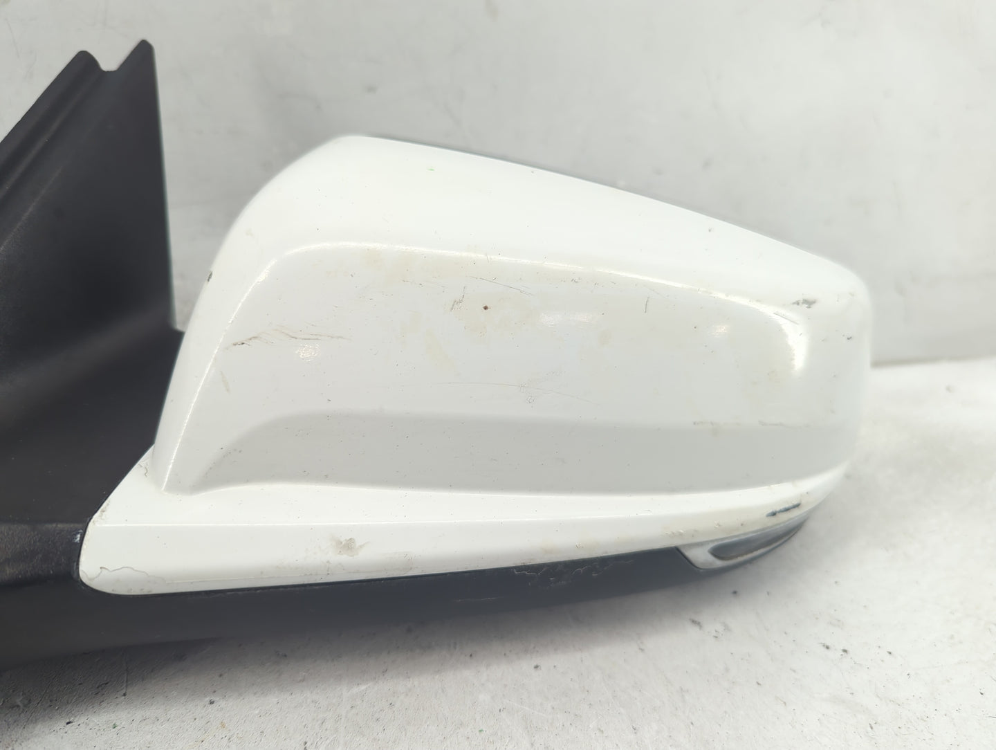 2014-2016 Chevrolet Malibu Driver Side View Mirror - Left Door Mirror OEM Used - Oemusedautoparts1.com