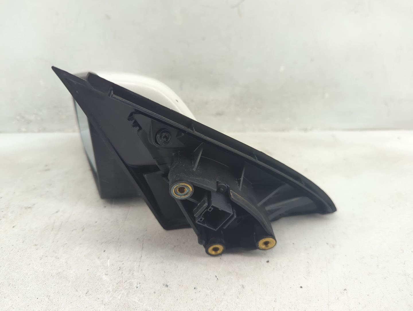 2014-2016 Chevrolet Malibu Driver Side View Mirror - Left Door Mirror OEM Used - Oemusedautoparts1.com