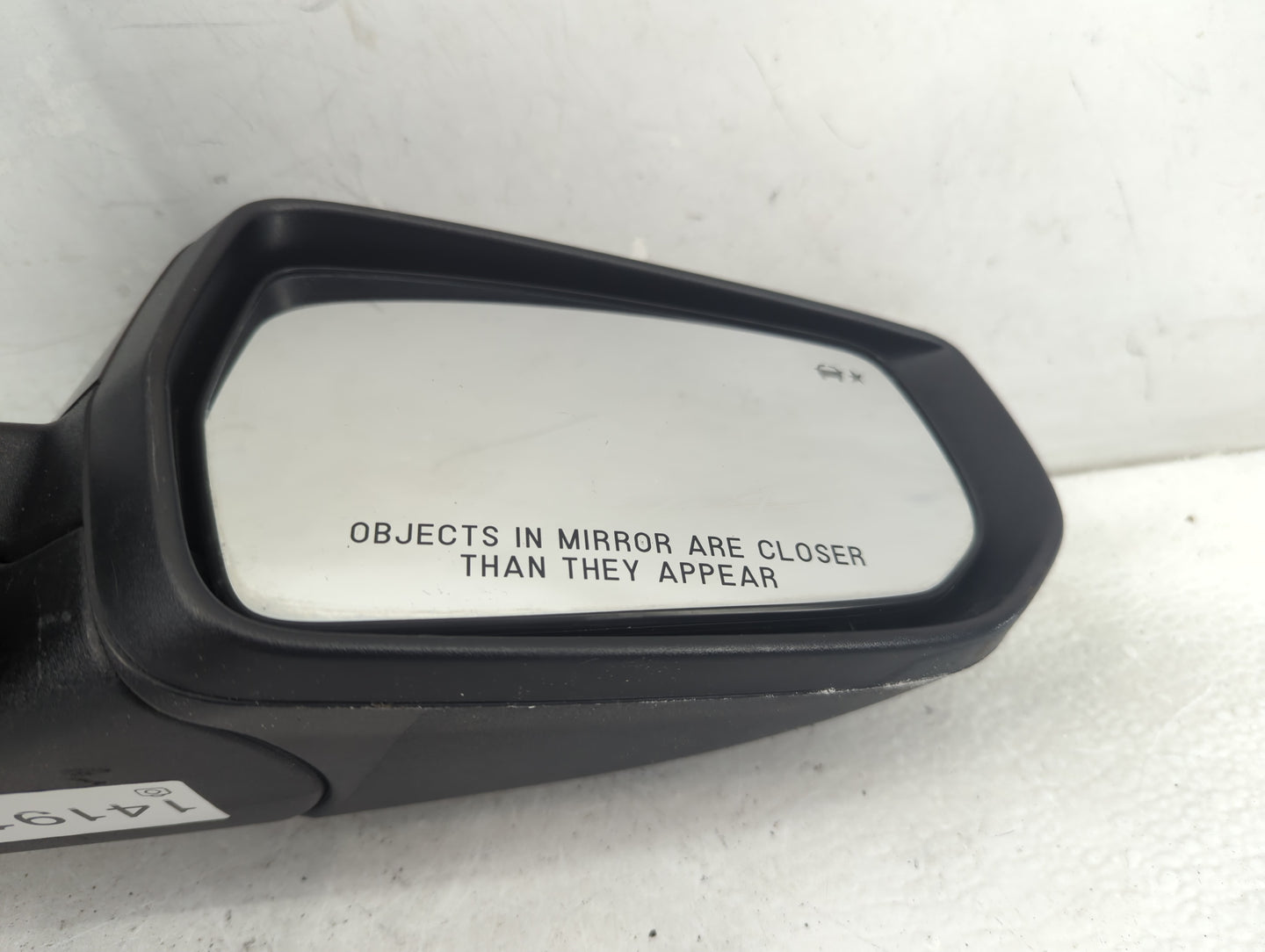 2016-2018 Chevrolet Malibu Passenger Side View Mirror - Right Door Mirror OEM Used - Oemusedautoparts1.com