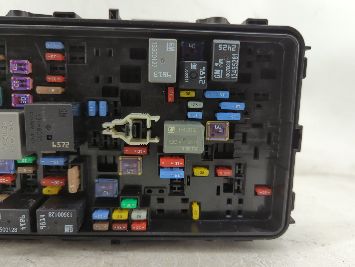 2016-2017 Chevrolet Malibu Fusebox Fuse Box Panel Relay Module P/N:23411475-01 Fits Fits 2016 2017 OEM Used Auto Parts - Oem