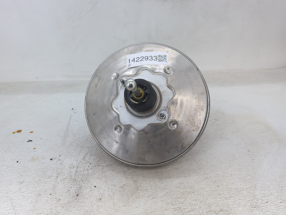 2016-2021 Chevrolet Malibu Power Brake Booster Oem 1422933 - Oemusedautoparts1.com