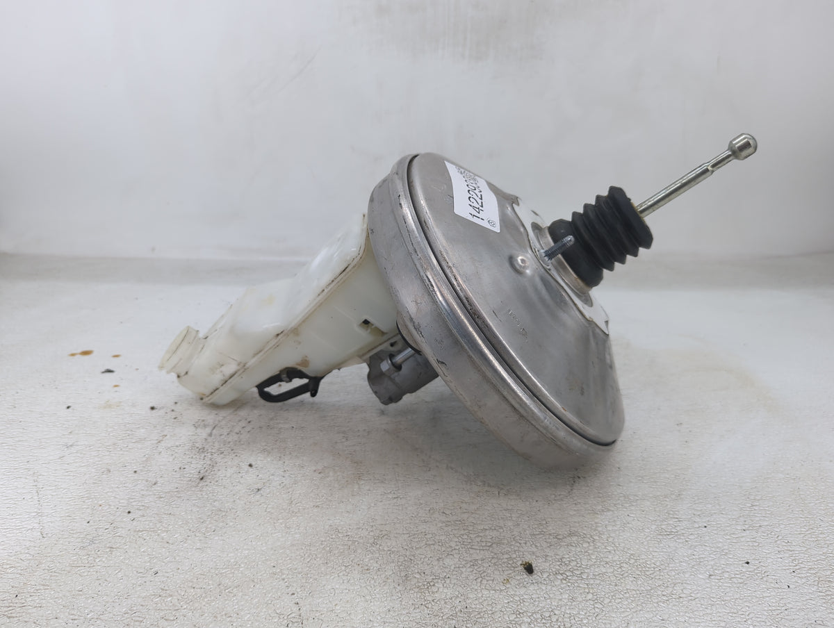 2016-2021 Chevrolet Malibu Power Brake Booster Oem 1422933 - Oemusedautoparts1.com