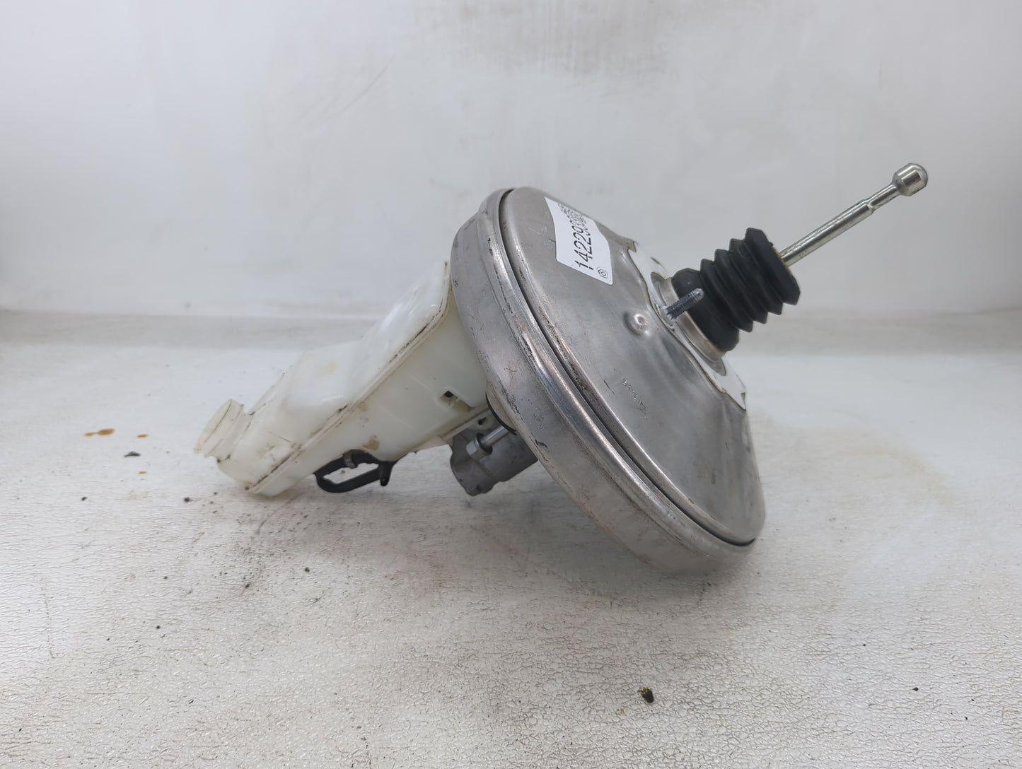 2016-2021 Chevrolet Malibu Power Brake Booster Oem 1422933 - Oemusedautoparts1.com