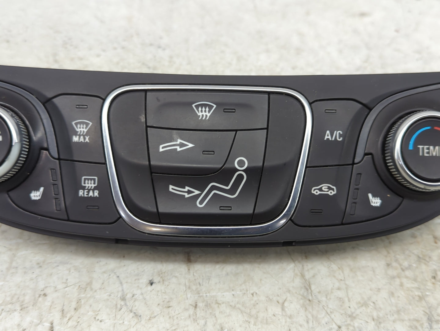 2016-2017 Chevrolet Malibu Climate Control Module Temperature AC/Heater Replacement P/N:23414953 QFGM604A Fits Fits 2016 201