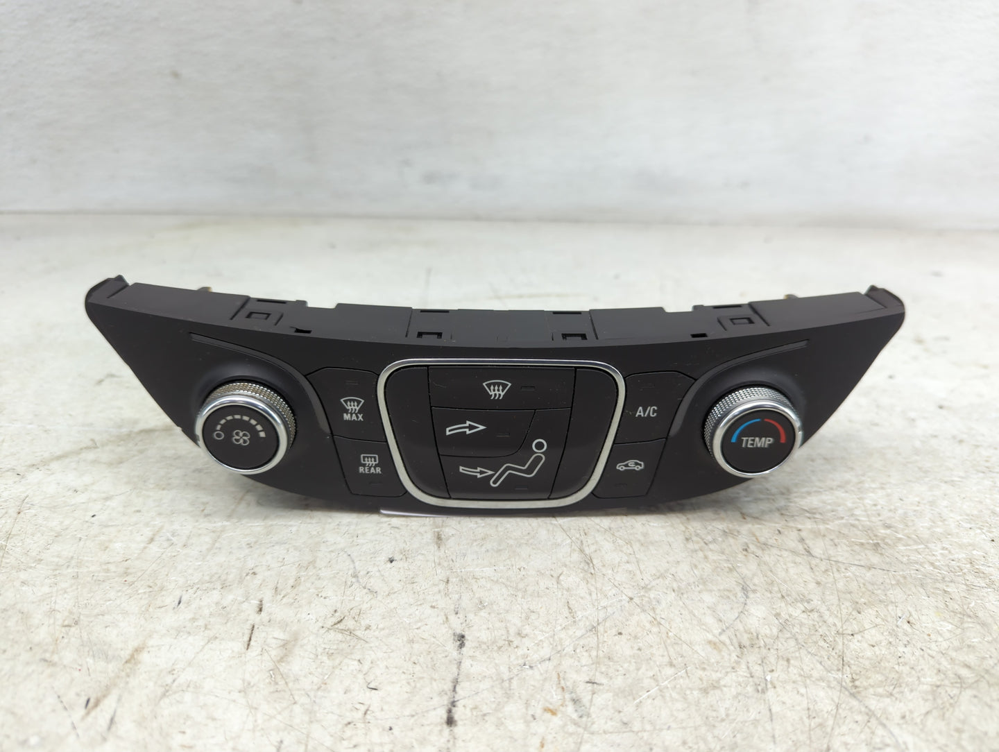 2016-2017 Chevrolet Malibu Climate Control Module Temperature AC/Heater Replacement P/N:23414952 7370200000000X Fits OEM Use