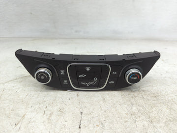2016-2017 Chevrolet Malibu Climate Control Module Temperature AC/Heater Replacement P/N:23414952 7370200000000X Fits OEM Use