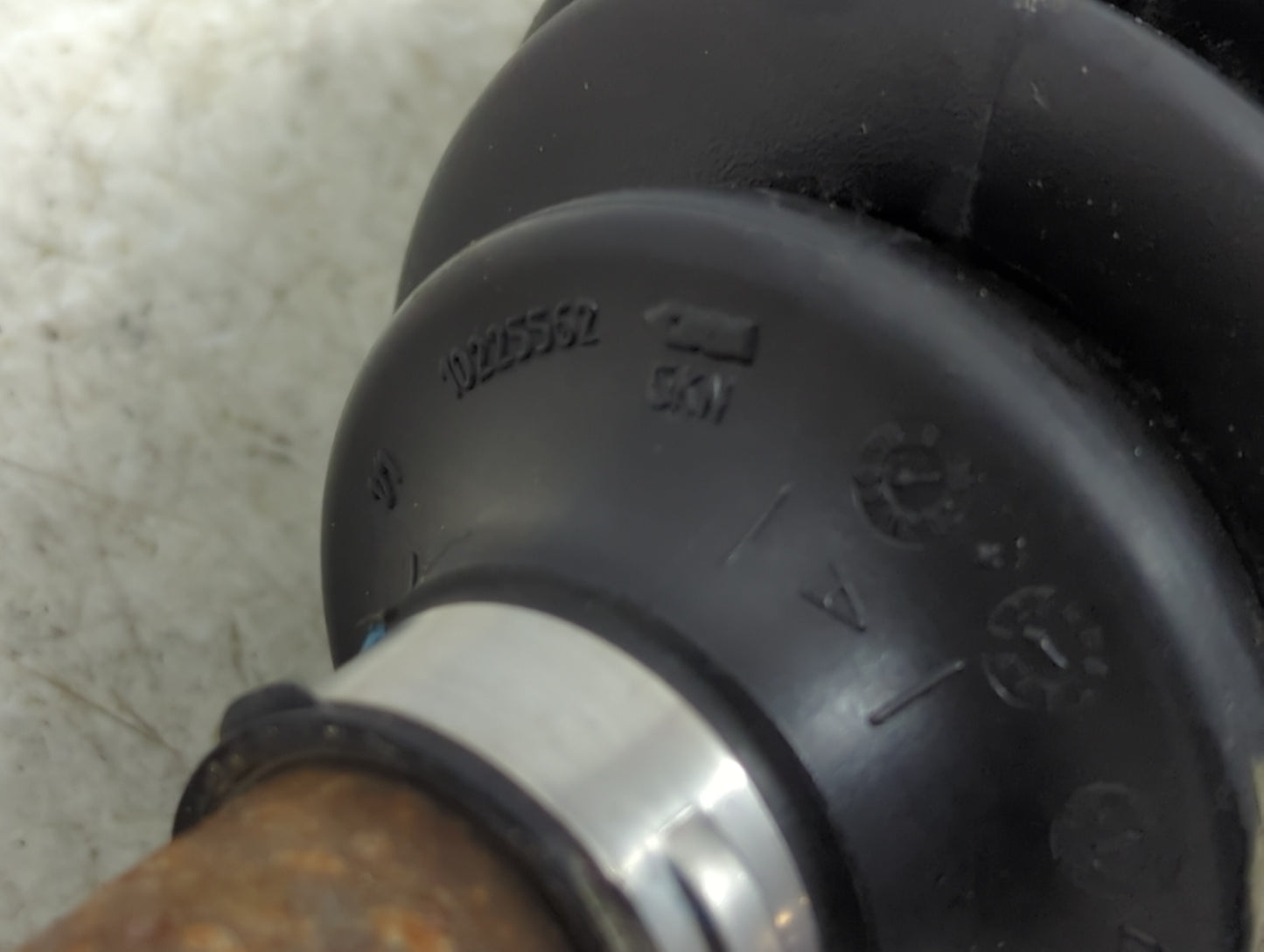 2016 Chevrolet Malibu Axle Shaft Front Driver Cv C/v - Oemusedautoparts1.com