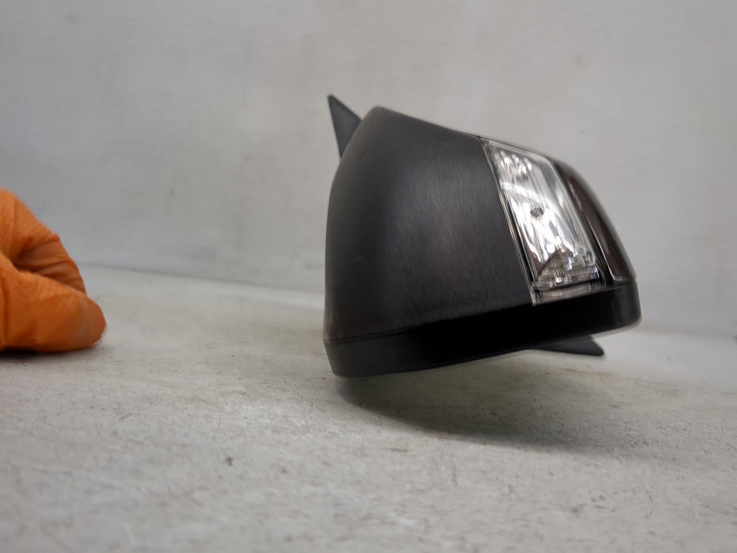 2016-2018 Chevrolet Malibu Driver Side View Mirror - Left Door Mirror OEM Used - Oemusedautoparts1.com