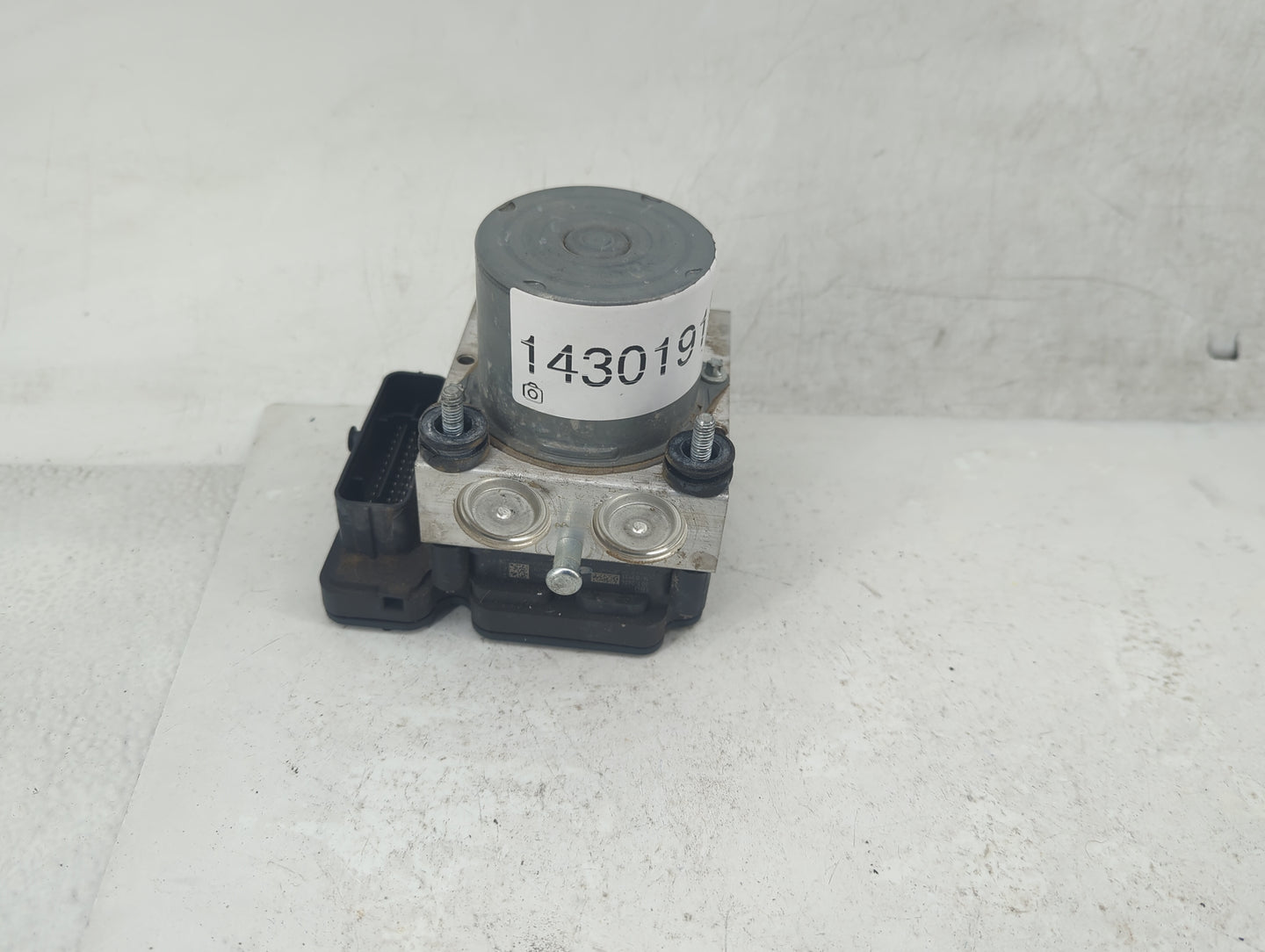 2016 Chevrolet Malibu ABS Pump Control Module Replacement P/N:2265106527 0265956259 Fits OEM Used Auto Parts - Oemusedautopa