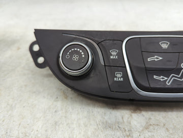 2016 Chevrolet Malibu Climate Control Module Temperature AC/Heater Replacement P/N:23414952 7370200000000X, 000235226 Fits OEM Used Auto Parts