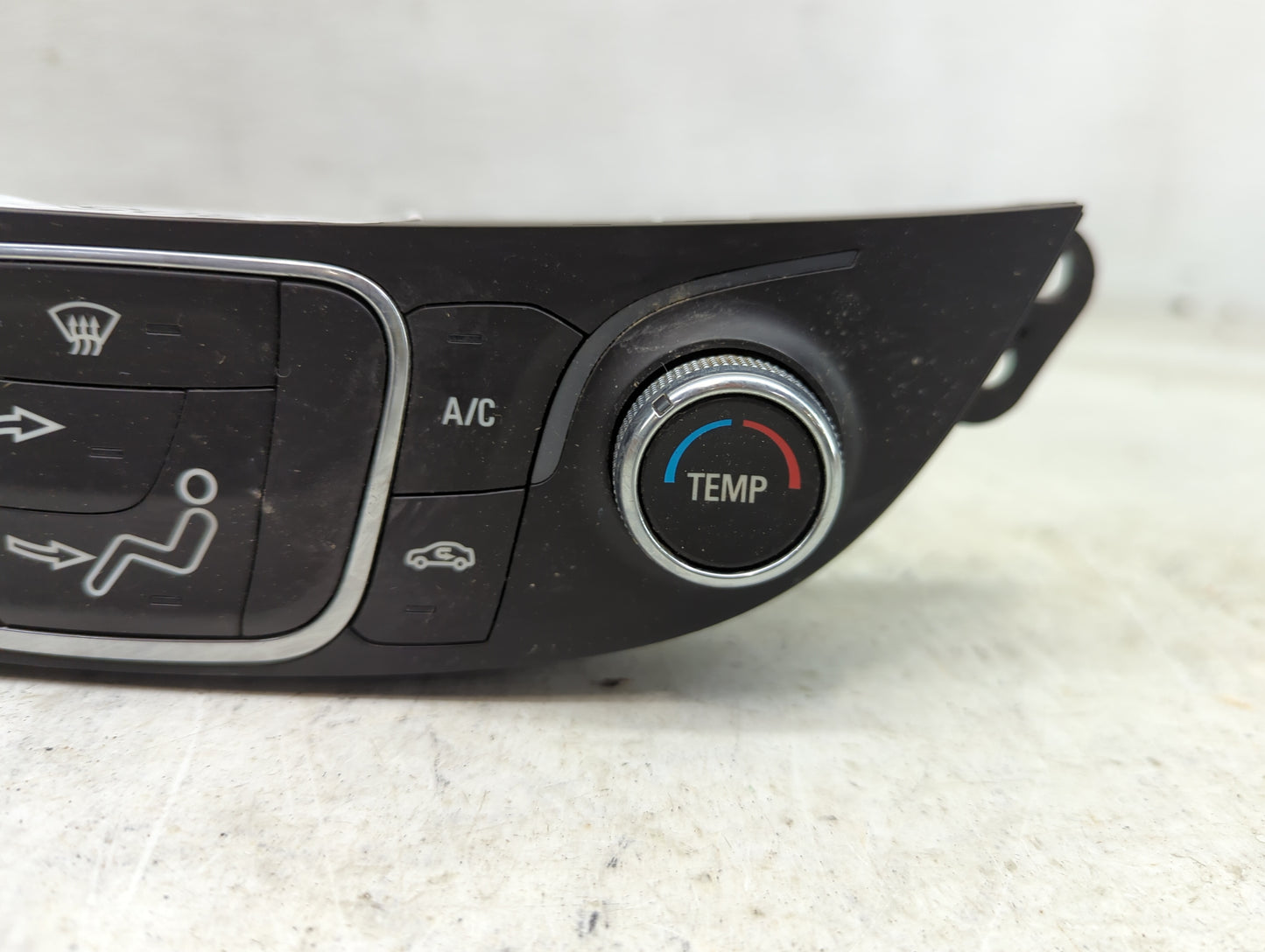 2016 Chevrolet Malibu Climate Control Module Temperature AC/Heater Replacement P/N:23414952 7370200000000X, 000235226 Fits O