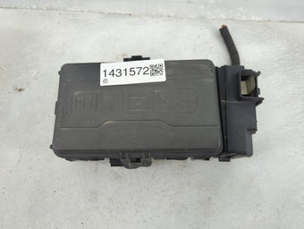 compare product 2016 Chevrolet Malibu Fusebox Fuse Box Panel Relay Module Fits OEM Used Auto Parts