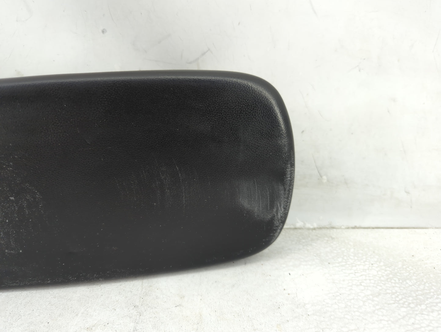 2016 Chevrolet Malibu Center Console Armrest Cover Lid Fits OEM Used Auto Parts - Oemusedautoparts1.com