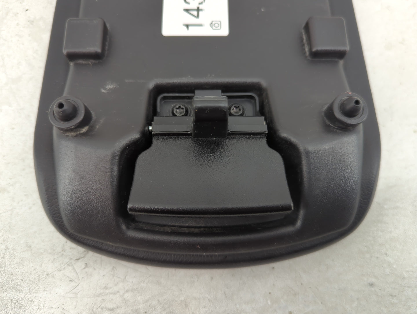 2016 Chevrolet Malibu Center Console Armrest Cover Lid Fits OEM Used Auto Parts - Oemusedautoparts1.com