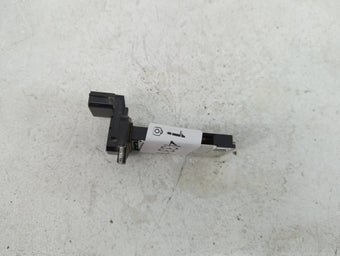 compare product 2016-2021 Chevrolet Malibu Mass Air Flow Meter Maf