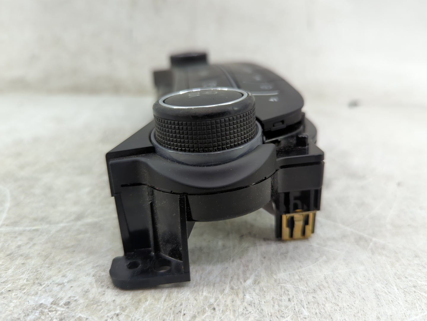 2014-2016 Chevrolet Malibu Radio Control Panel - Oemusedautoparts1.com