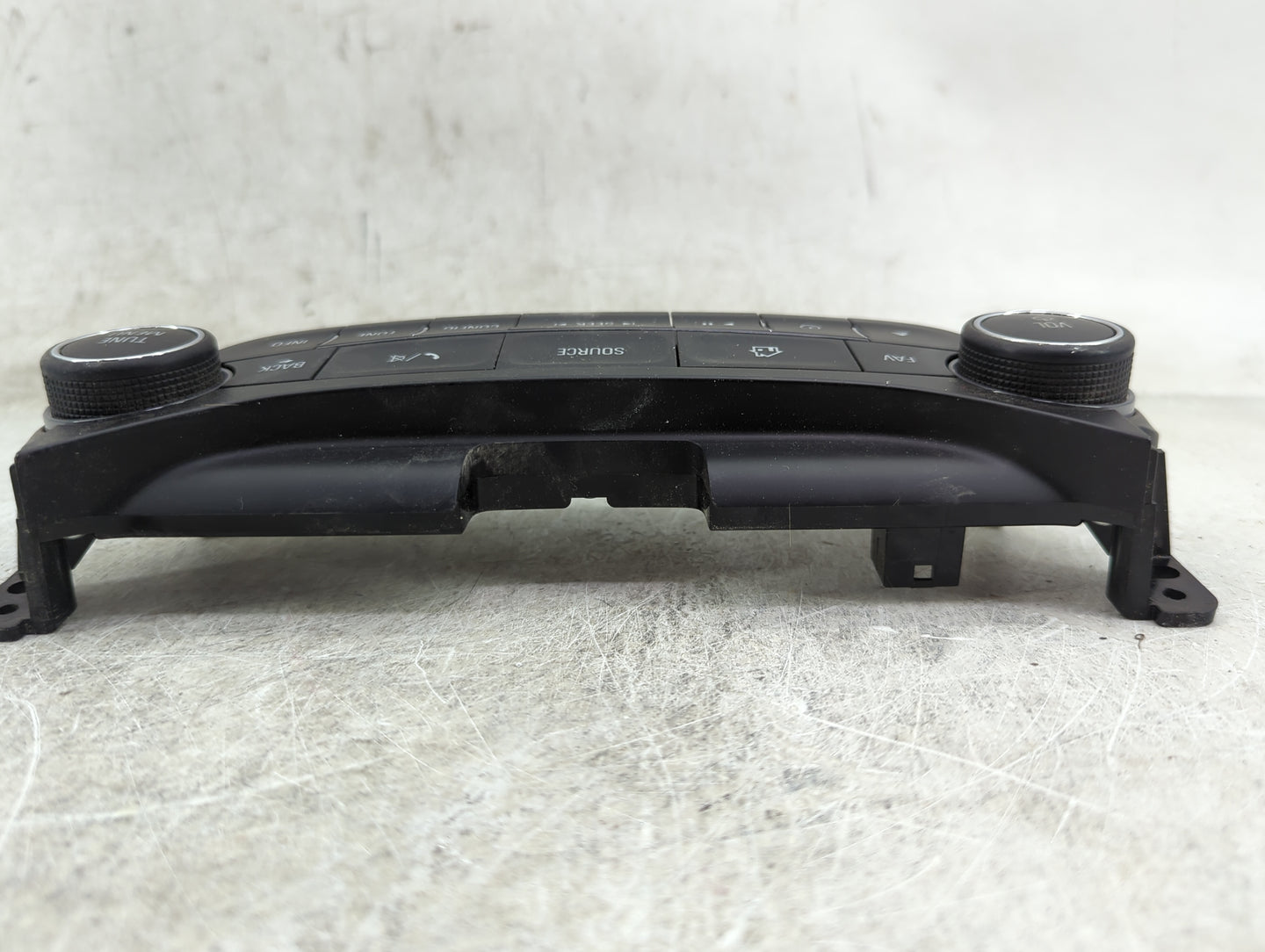 2014-2016 Chevrolet Malibu Radio Control Panel - Oemusedautoparts1.com