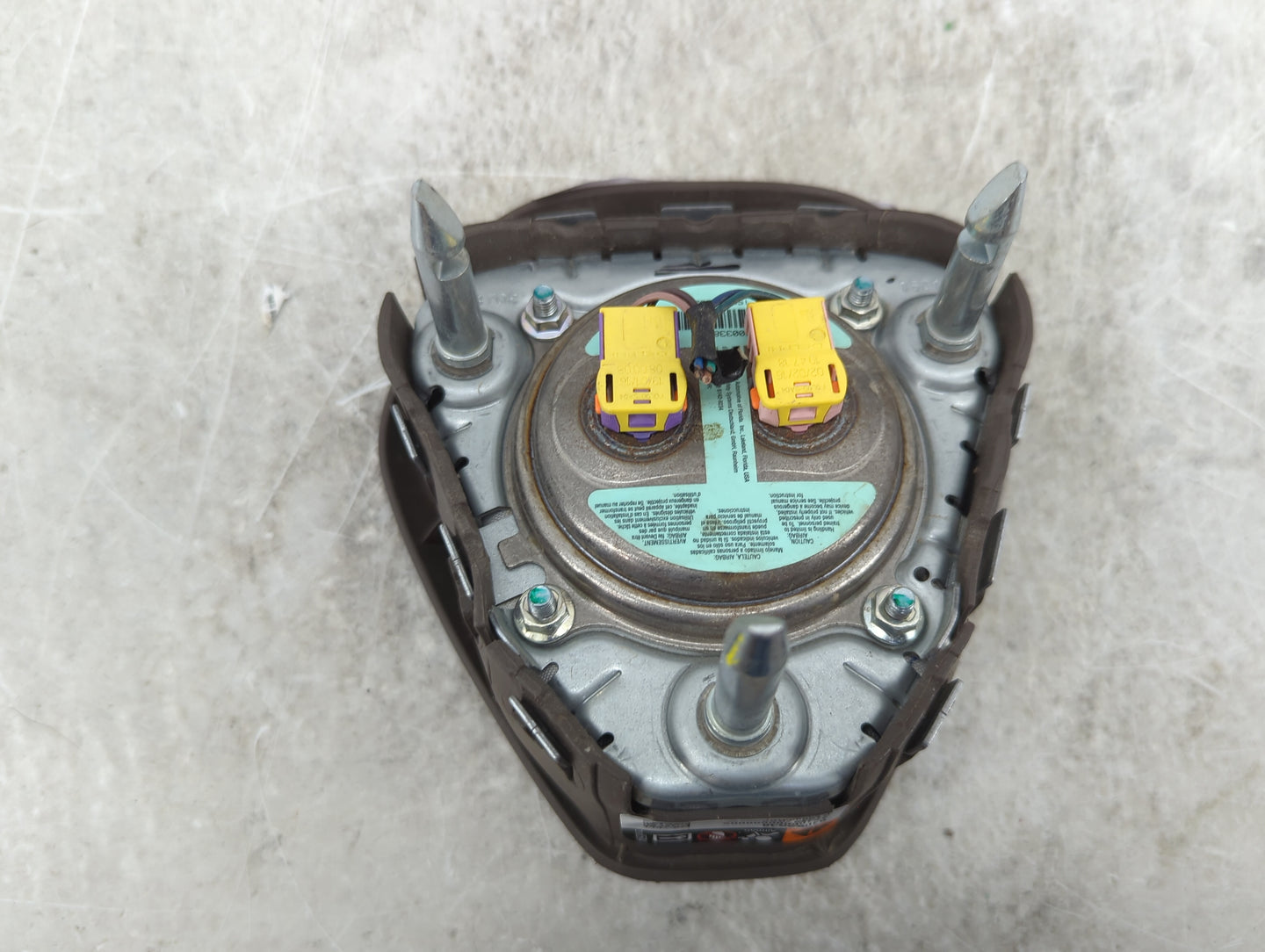 2016 Chevrolet Malibu Air Bag Driver Left Steering Wheel Mounted P/N:2003386 Fits OEM Used Auto Parts - Oemusedautoparts1.co